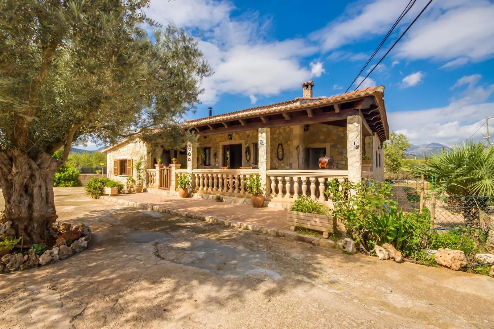 Ideal Property Mallorca - Puri Lloseta 0*,